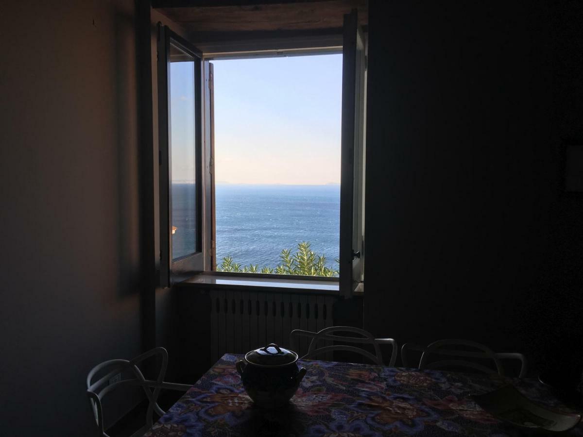 L'Angolino Di Lulu Vico Equense Eksteriør billede